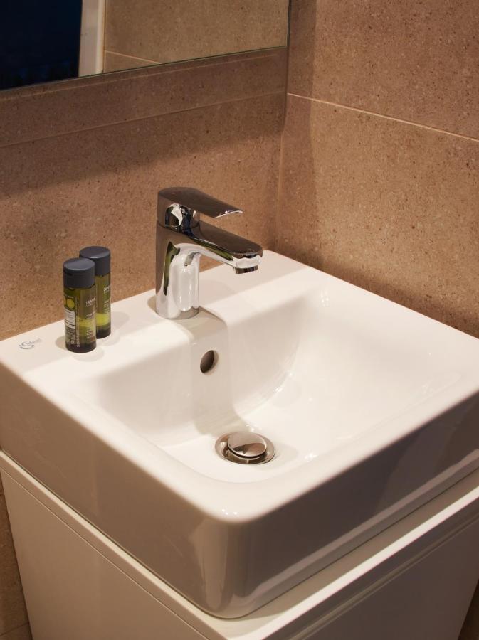 Phaedrus Living Executive Kriel Suites 101 Athènes Extérieur photo