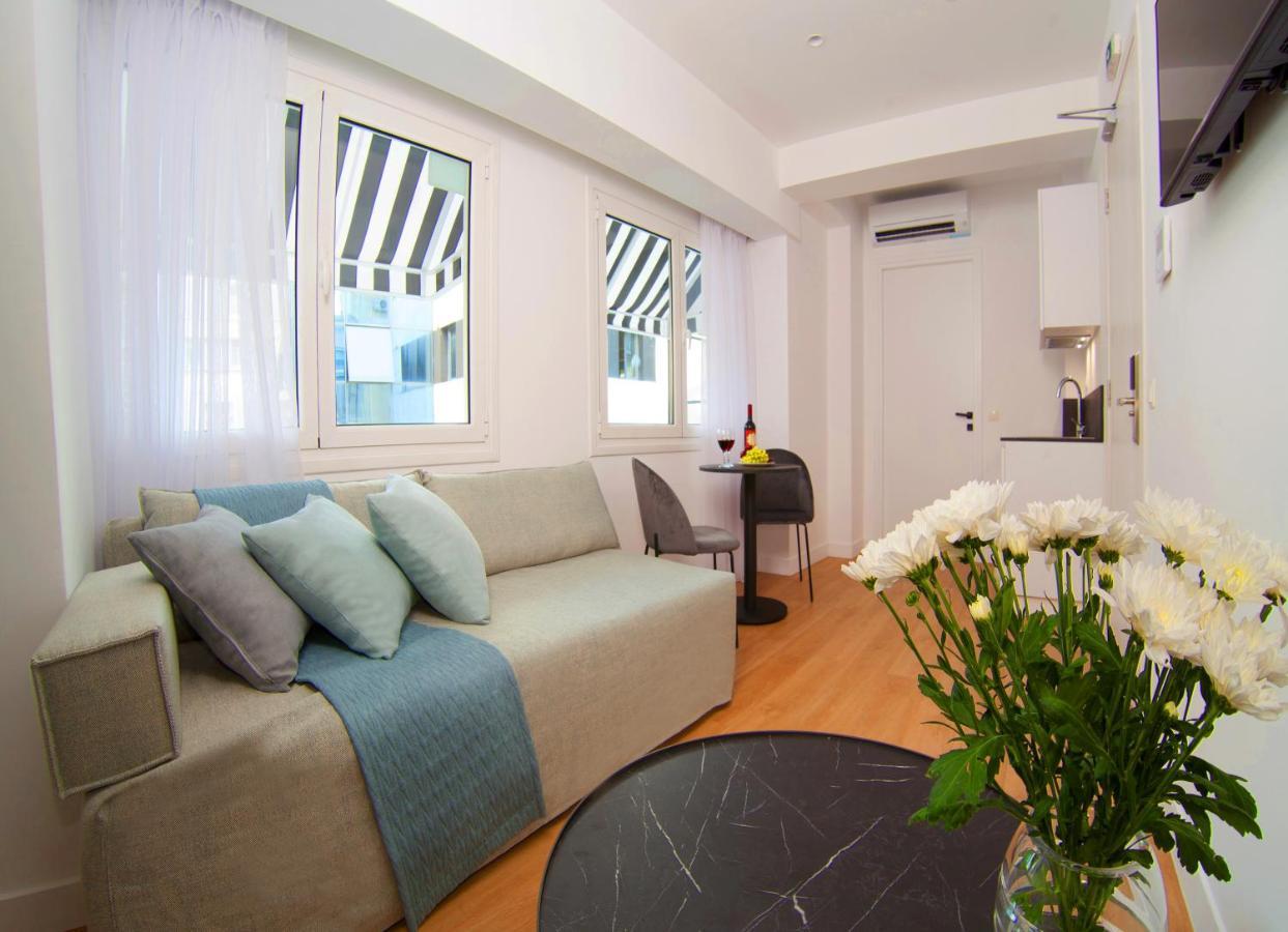Phaedrus Living Executive Kriel Suites 101 Athènes Extérieur photo